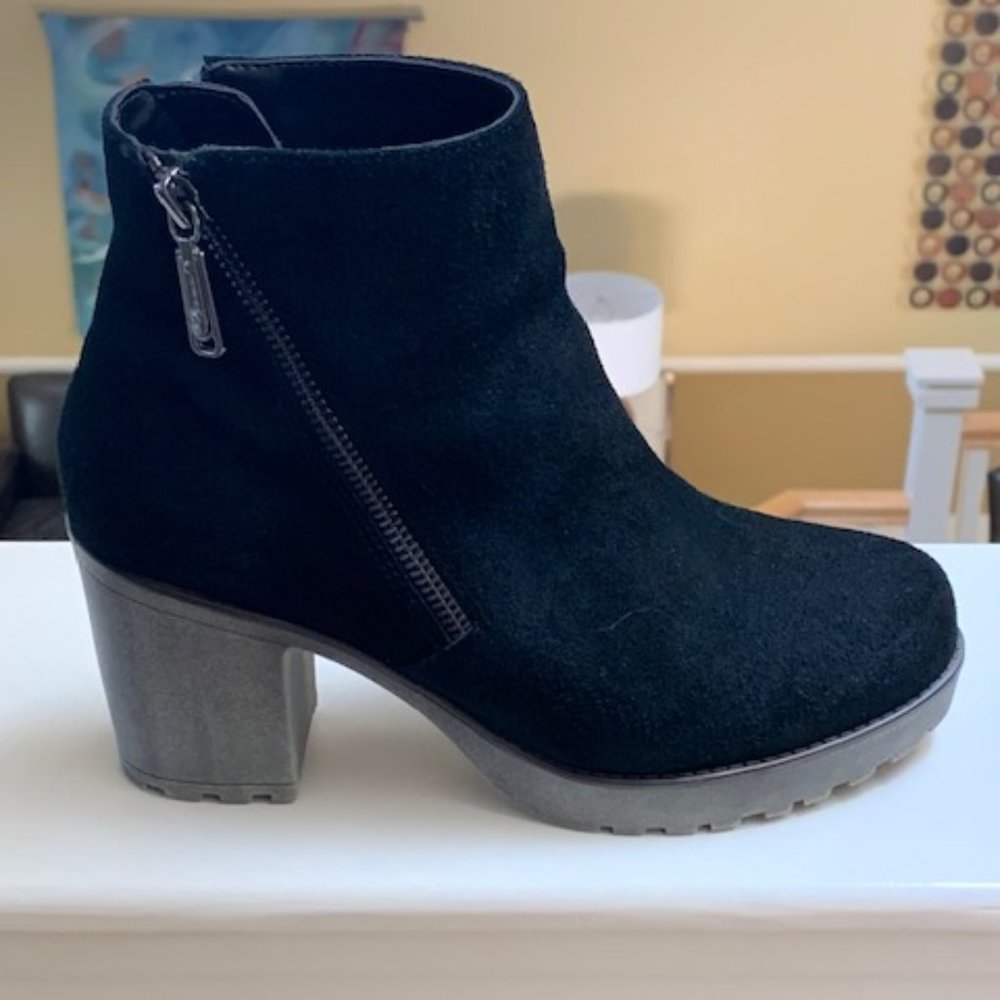 Blondo Skye Black Suede Boots